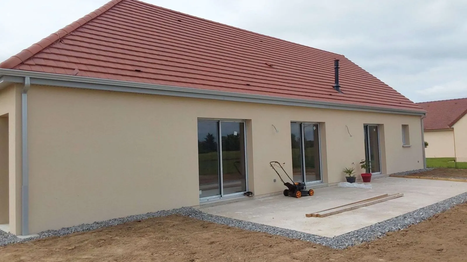 Maison en L à Toulon-sur-Allier à TOULON-SUR-ALLIER