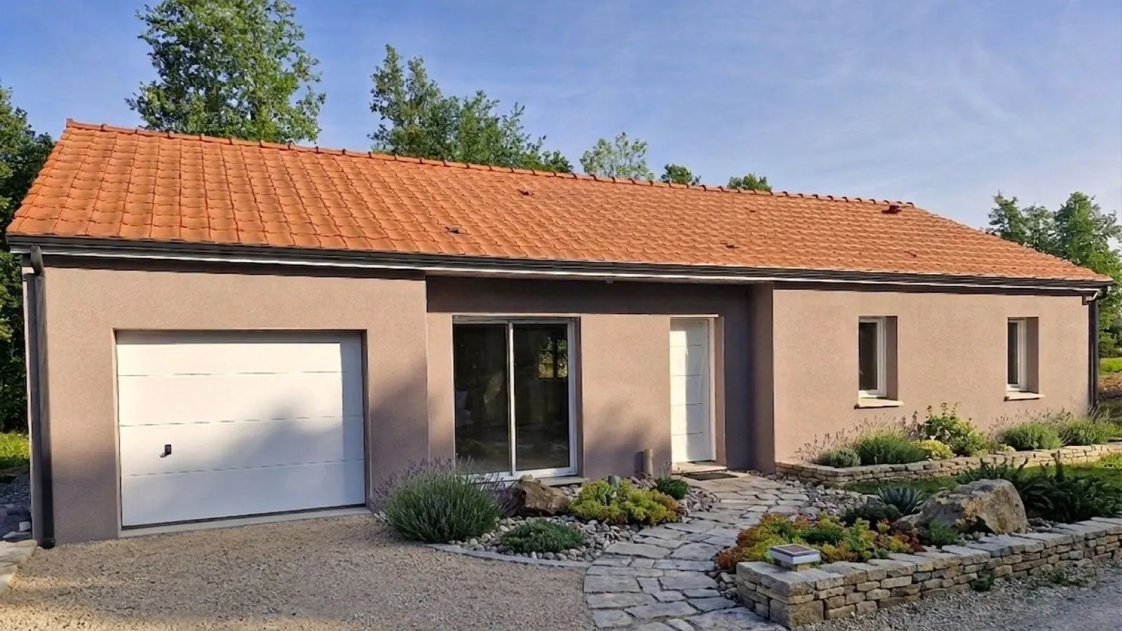 Maison de plain-pied à Saint Etienne-de-Vicq à SAINT-ETIENNE-DE-VICQ