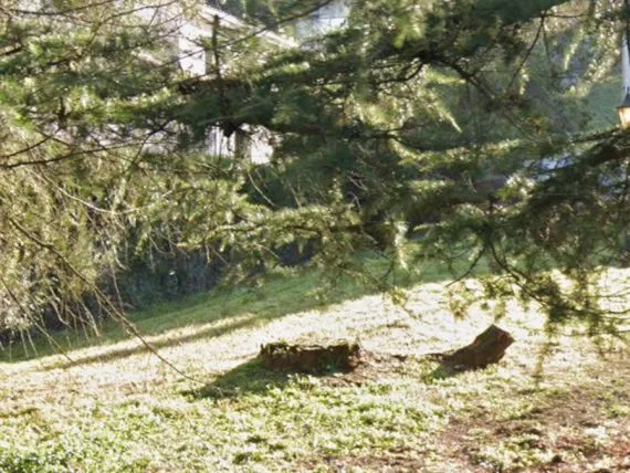 Terrain à bâtir de 950 m² à CIVRIEUX-D'AZERGUES (69)