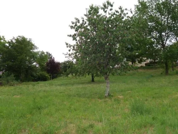 Terrain à bâtir de 815 m² à MACON (71)