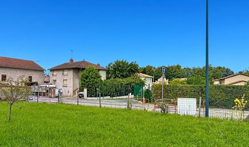 Projet de construction d'une maison 100 m² avec terrain à LA CHAPELLE-DE-GUINCHAY (71)
