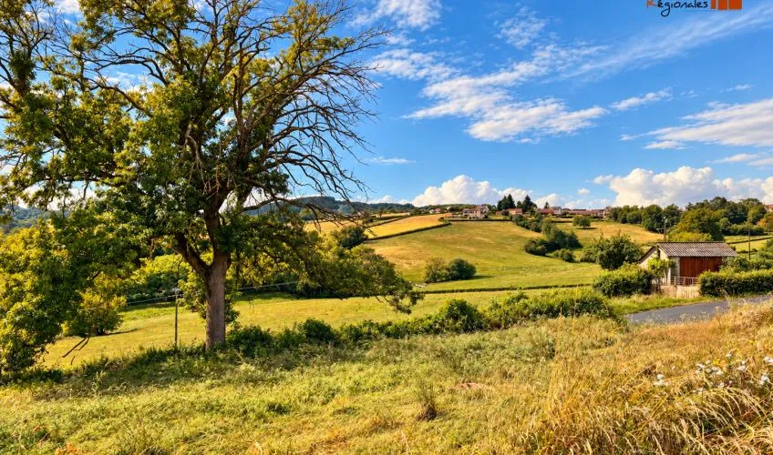 Terrain à bâtir de 1033 m² à DOMPIERRE-LES-ORMES (71)